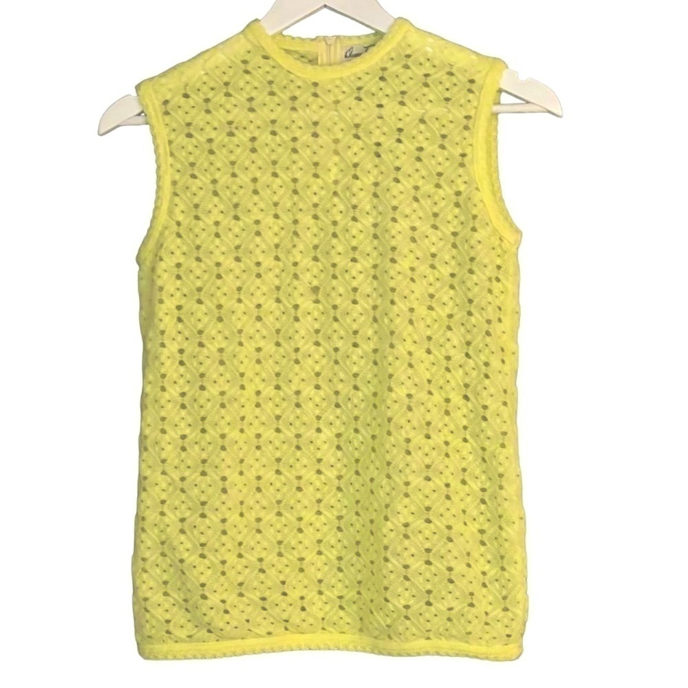 Vintage 80’s Dayne Taylor Lemon Yellow Sleeveless Eyelet Top Made in Japan Small